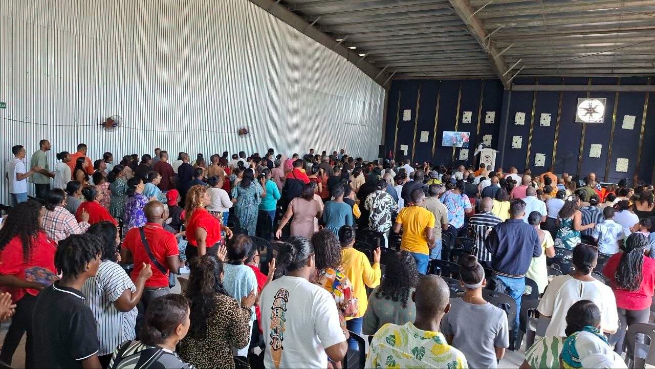 💢🔥​Une atmosphère de gloire ce dimanche 12.png